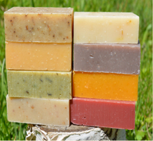 Load image into Gallery viewer, 1- 4 oz organic soap bars
