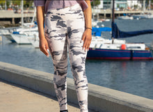 Load image into Gallery viewer, 42-High Rise/ High Waisted Pink Camo Yoga Pants
