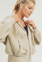 Load image into Gallery viewer, 43-Hug Waist Zip Fleece Sweater
